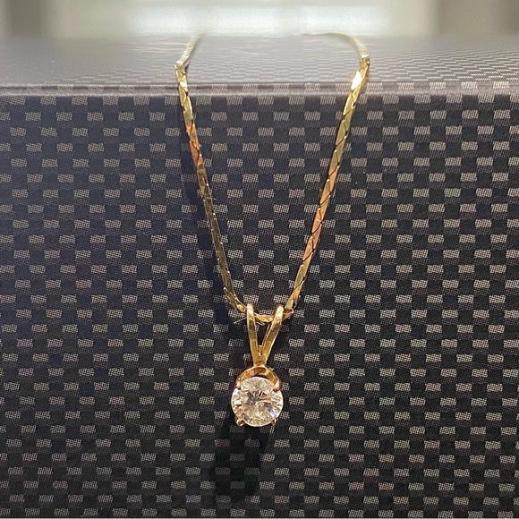Yellow Gold .2CTW Natural Diamond Solitaire Necklace 18” Estate Vintage